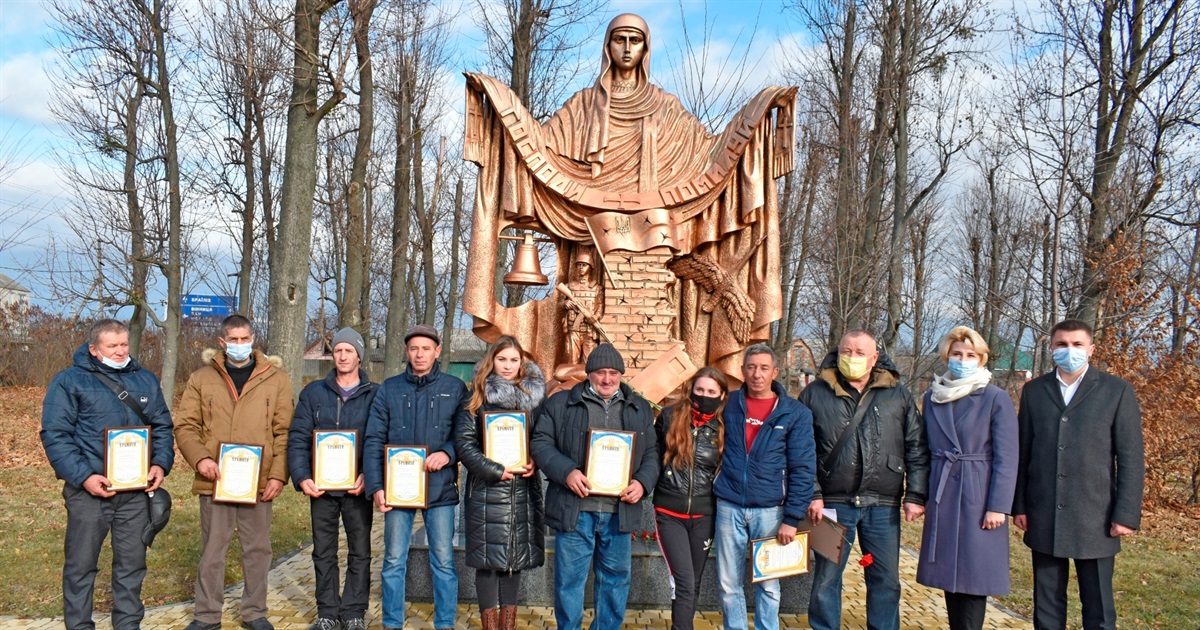 У Жмеринці провели мітинг до Дня Гідності та Свободи: фоторепортаж