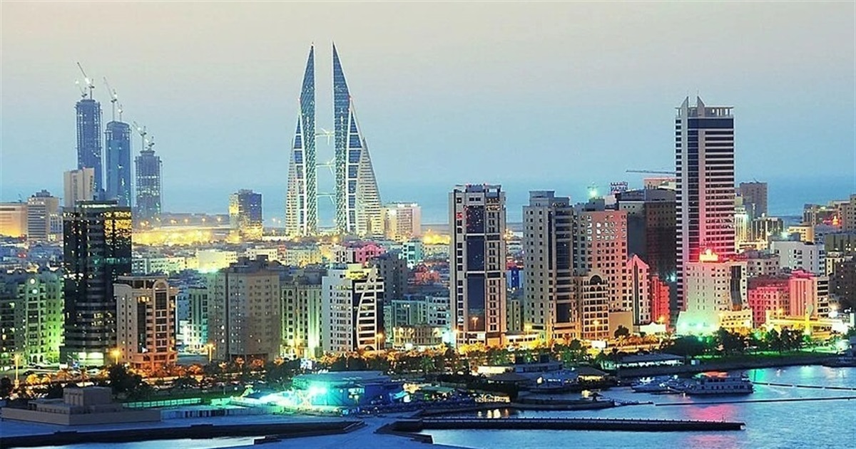 Найменша країна арабського світу, де росте дерево-загадка і проходить Формула-1. Усе про Бахрейн