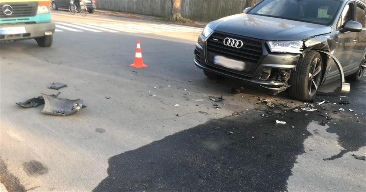 Не надала переваги в русі: у Новограді внаслідок ДТП травмувався водій автівки