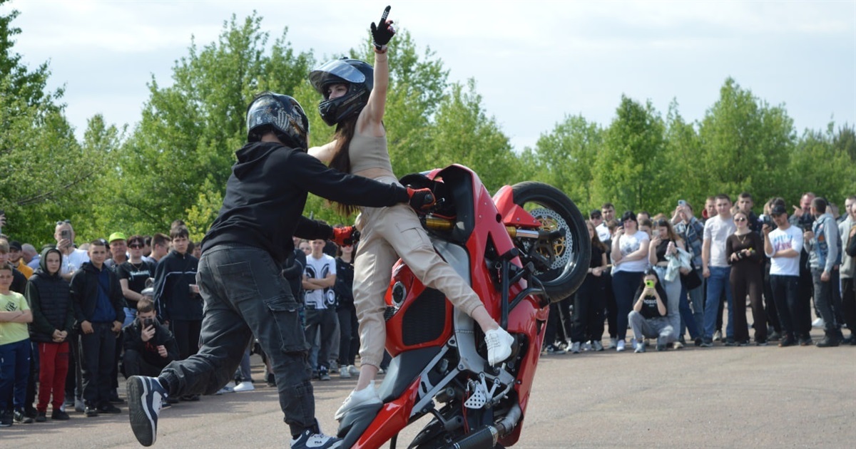 У Переяславі відбулося грандіозне відкриття мотосезону Pereyaslav Stunt Club ФОТО