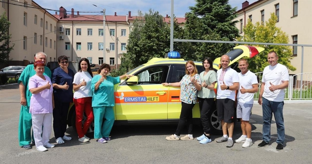 Лікарня в Ізмаїлі отримала автомобіль для перевезення спеціальних вантажів