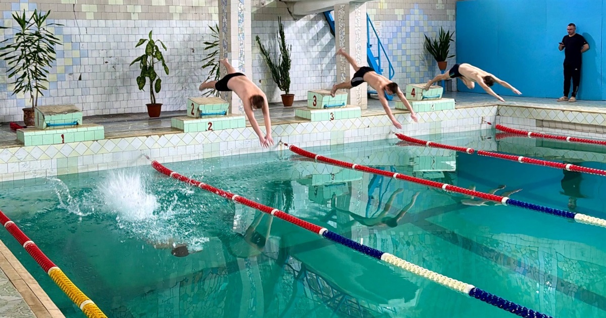 У Звягелі відбулася Студентська ліга з плавання: хто переміг