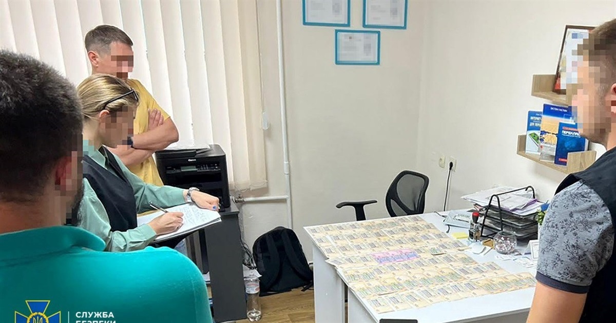 Чоловіки виїжджали "на навчання" до ЄС: на Житомирщині СБУ блокувала міграційний канал
