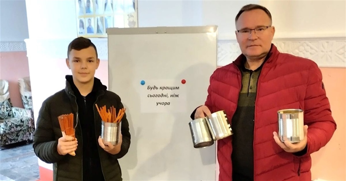 Школяр із Переяслава передав отримані у подарунок кошти на виготовлення окопних свічок