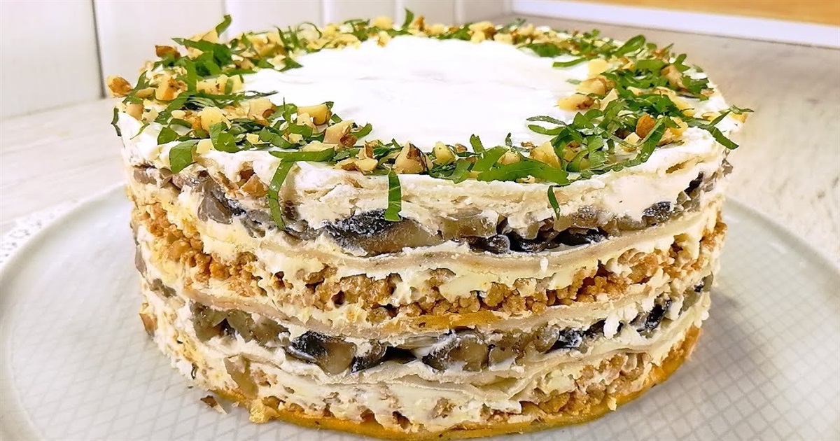 Рецепт дня: торт з грибами і куркою