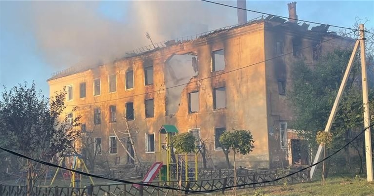 Батько пережив вже другий інсульт, ми втратили все у Красногорівці. Нічна розмова з переселенкою