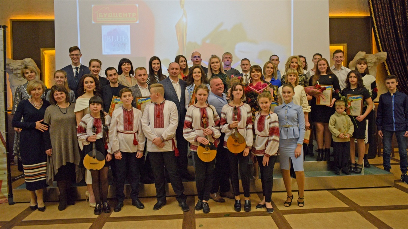 Хто у Жмеринці підкорив звання «Молода людина року-2019»: імена переможців
