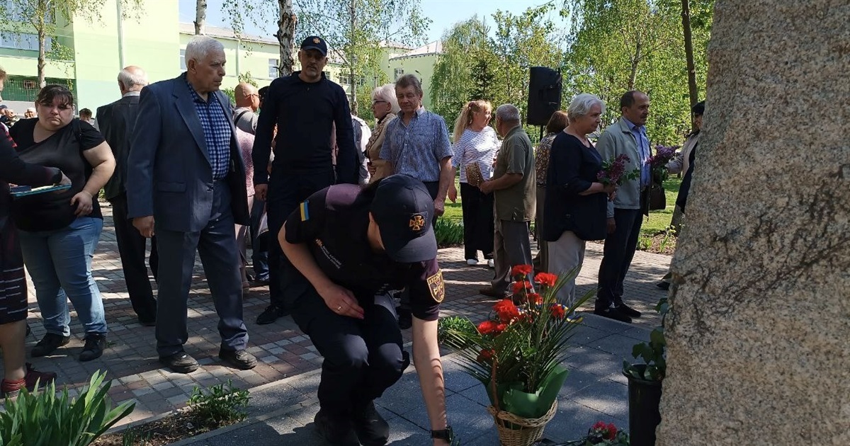 На мітингу до 39-х роковин аварії на ЧАЕС ліквідаторам вручили грамоти, премії і церковні ордени