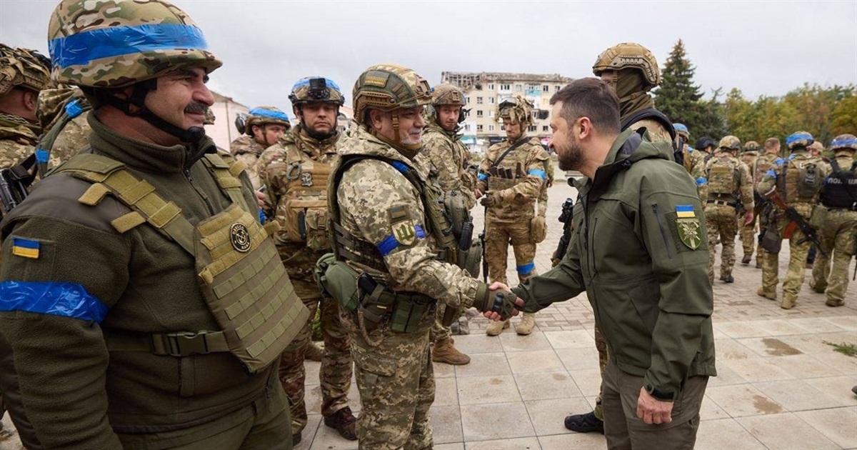 Зеленський прибув до Ізюма, Україна приєднається до роумінгу ЄС, Кабмін затвердив "оборонний" бюджет