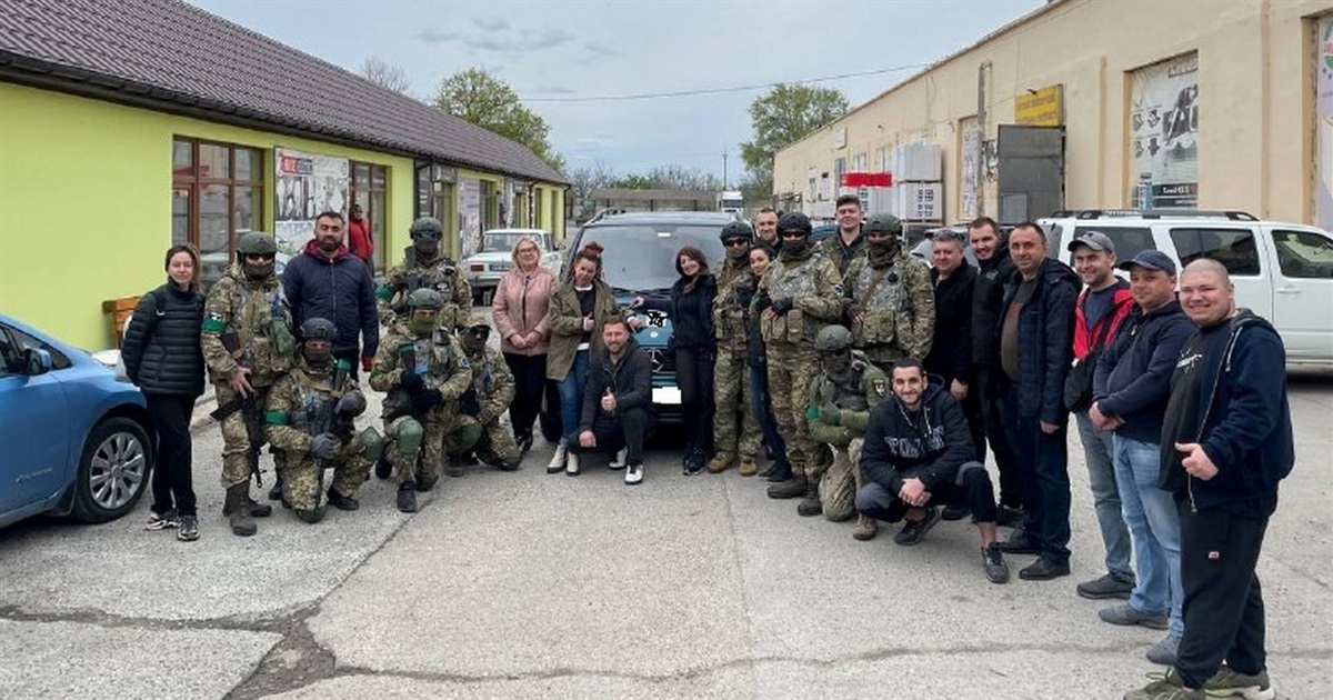 Измаильские меценаты купили автомобиль для воинского подразделения