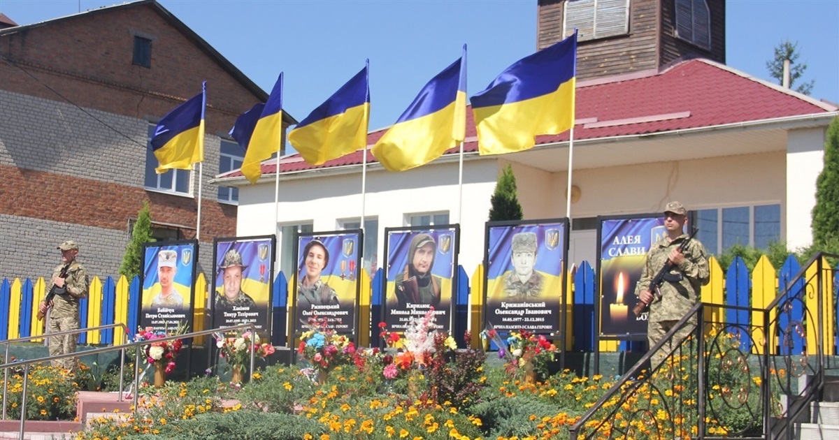 У Чернятині увічнили пам’ять загиблих воїнів-земляків