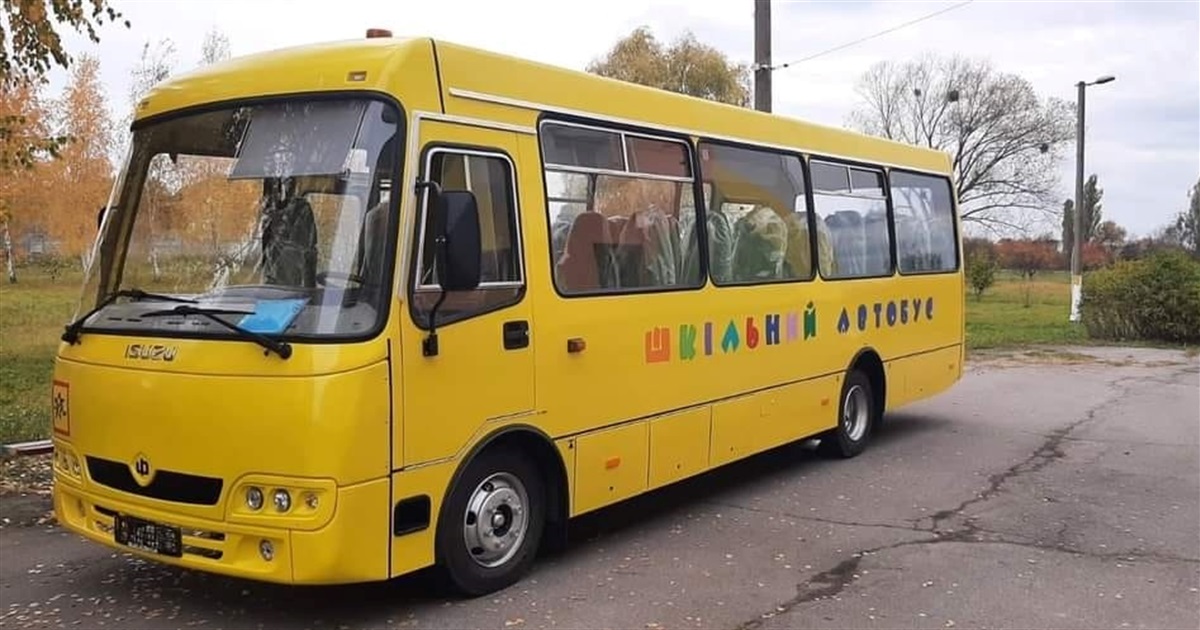 Дівичківська громада придбала для учнів Стовп’язької гімназії шкільний автобус за 2,4 млн гривень