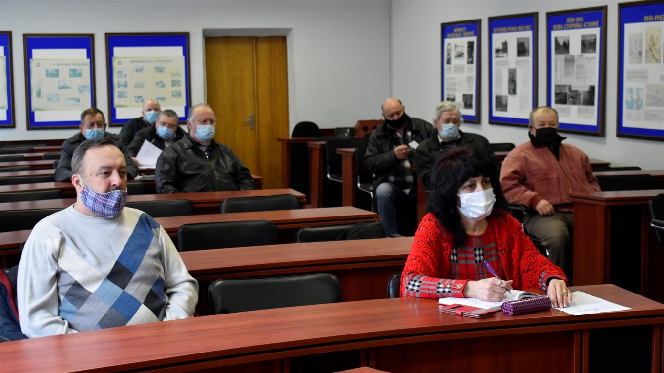 «Про перерахунок пенсій та пільги»: у міській раді провели зустріч з ліквідаторами аварії на ЧАЕС