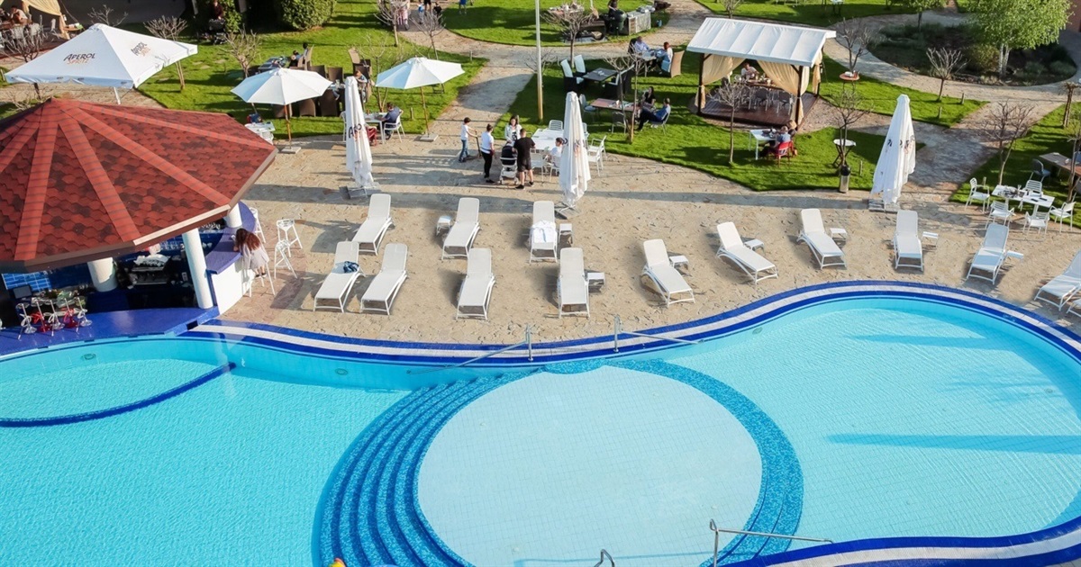 Загородный комплекс в поселке Вишенки