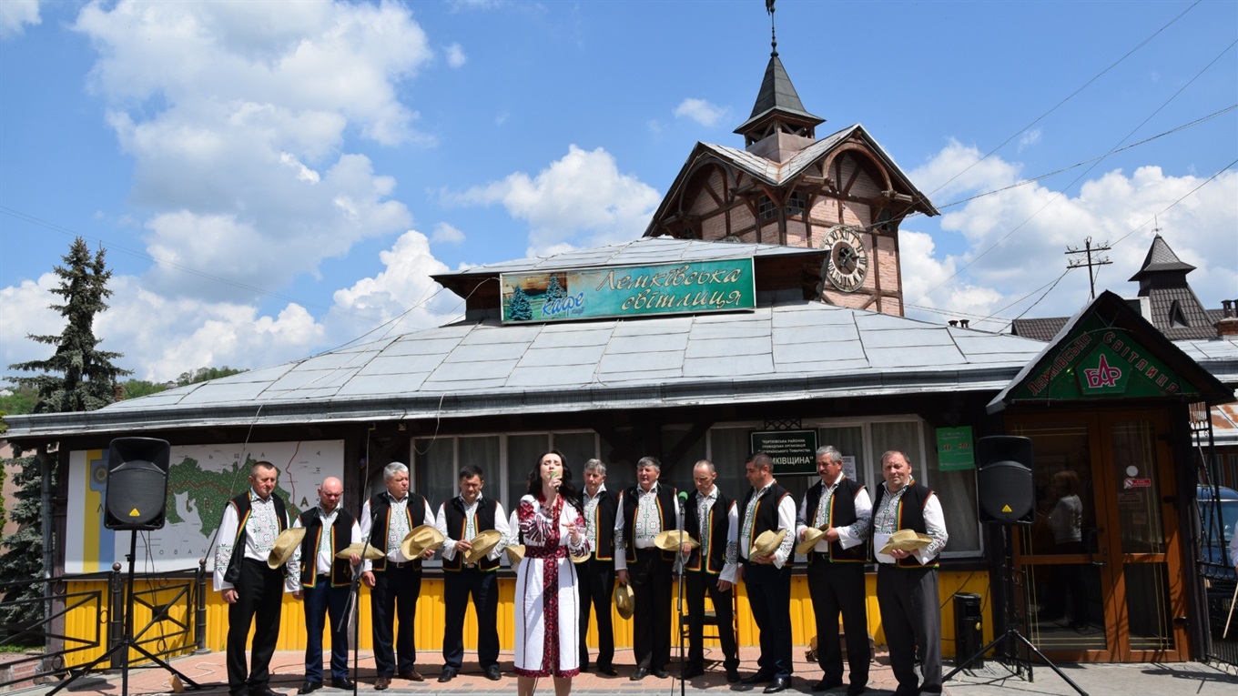 Як у неділю завдяки товариству «Лемківщина» Чортків став схожим на Львів (+відео)