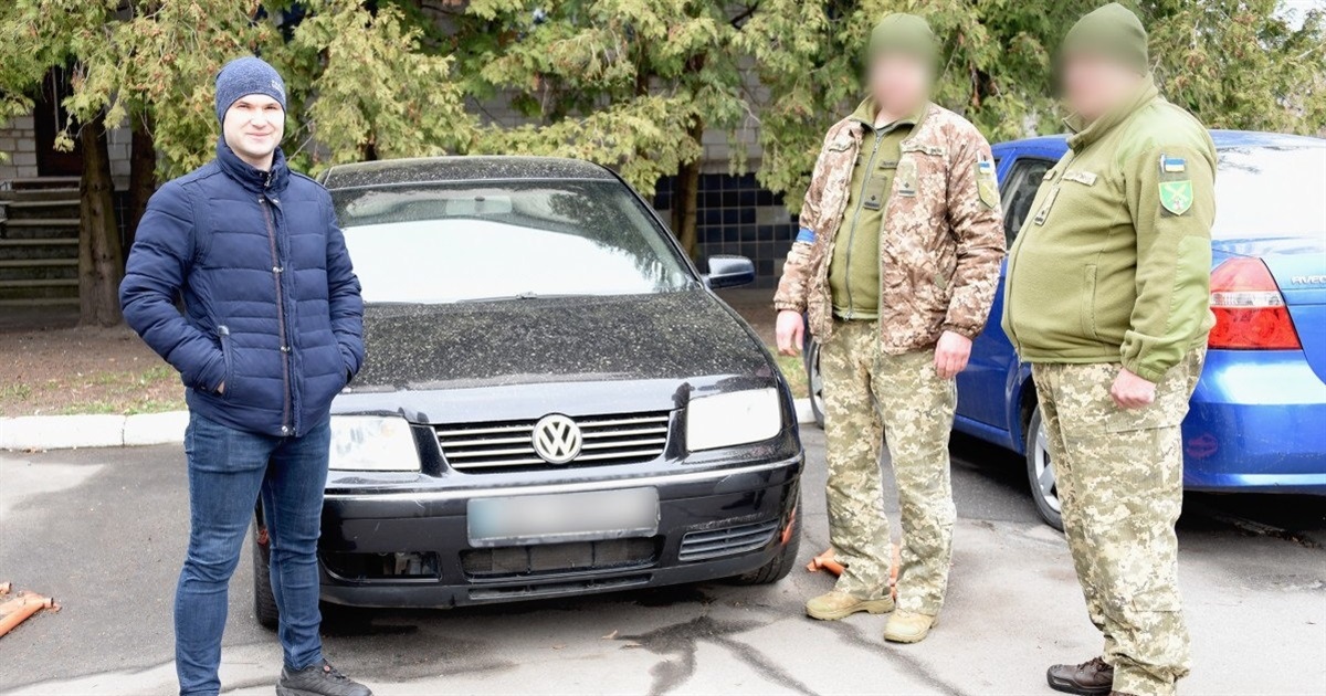 Переяславський університет придбав автомобіль Volkswagen Bora для ЗСУ