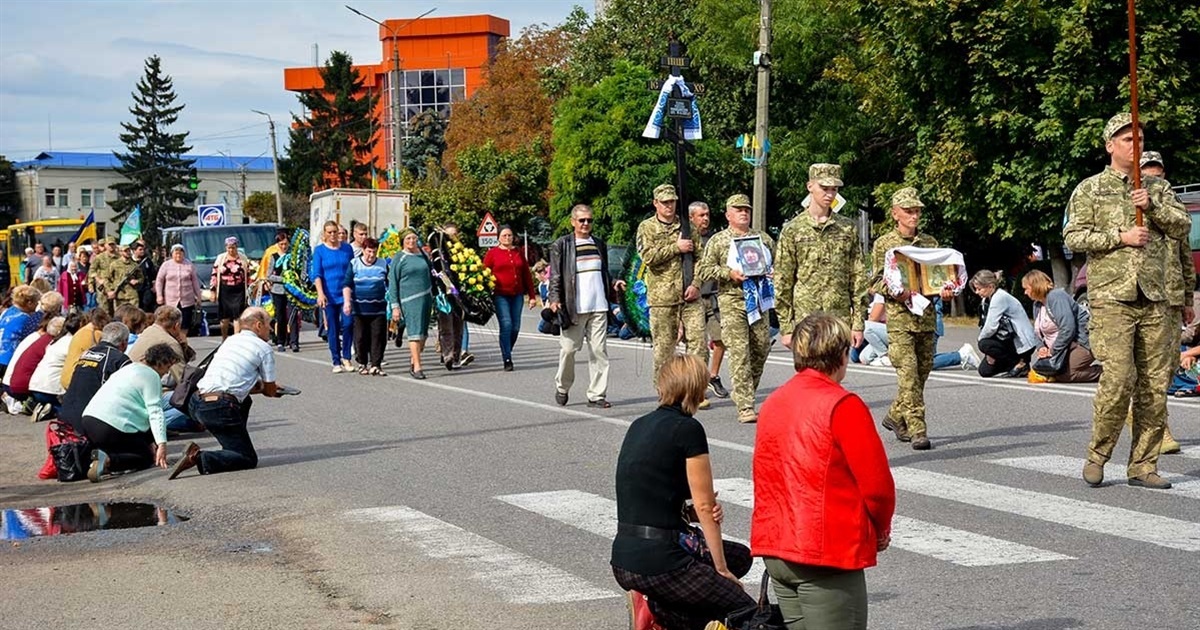 Остання дорога героя-прикордонника з Кагарлика Руслана Сікана
