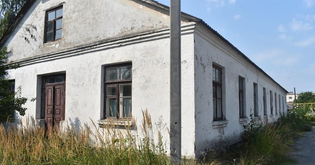 У Звягелі облаштують житло для ВПО у приміщенні колишнього шкірвендиспансеру
