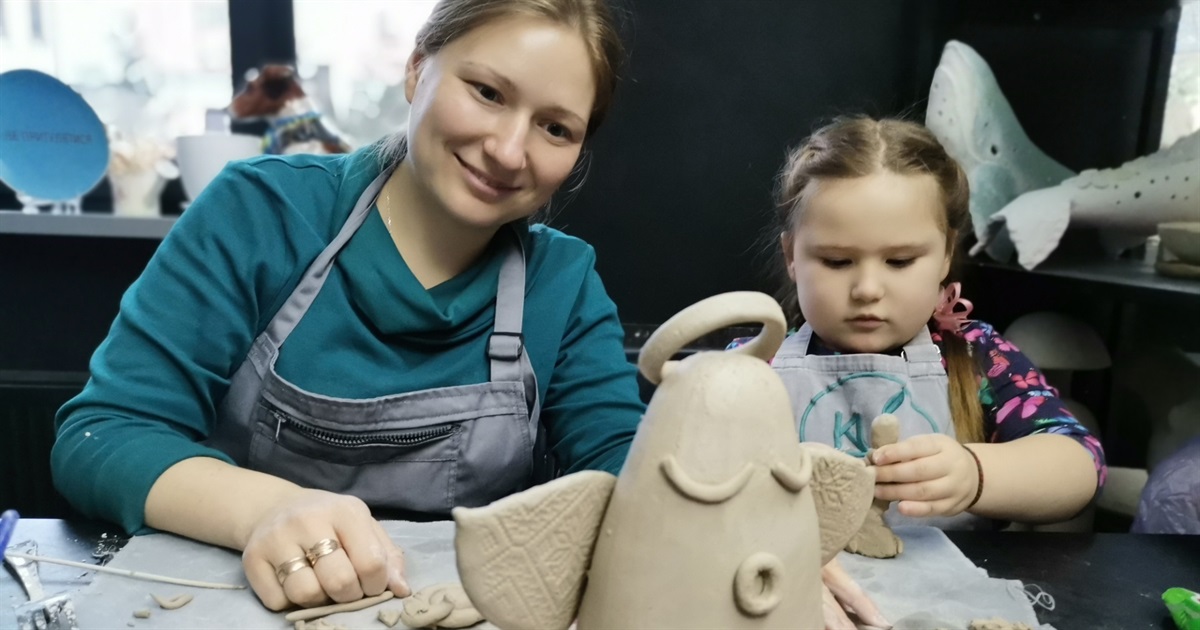 Цього янгола-охоронця Іринка ліпить для свого дядька. Захисник Маріуполя у полоні росії