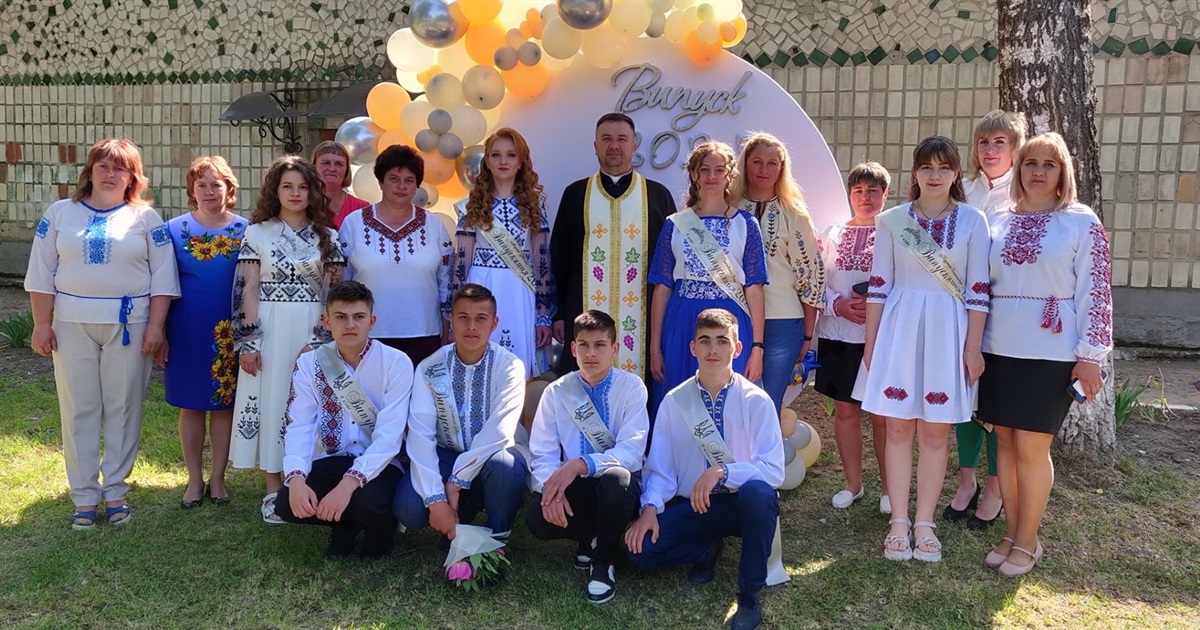 Останній шкільний дзвоник відспівав у Кривеньківській гімназії на Чортківщині вперше за три роки