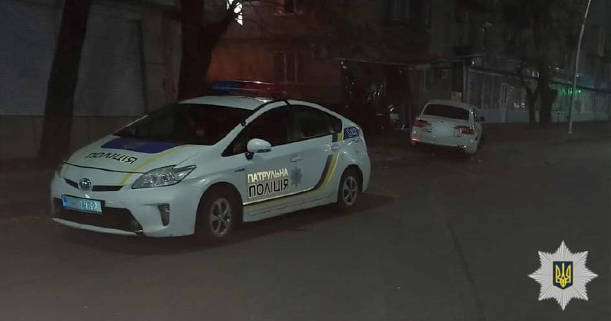 На швидкості не впорався з керуванням та втік з місця ДТП
