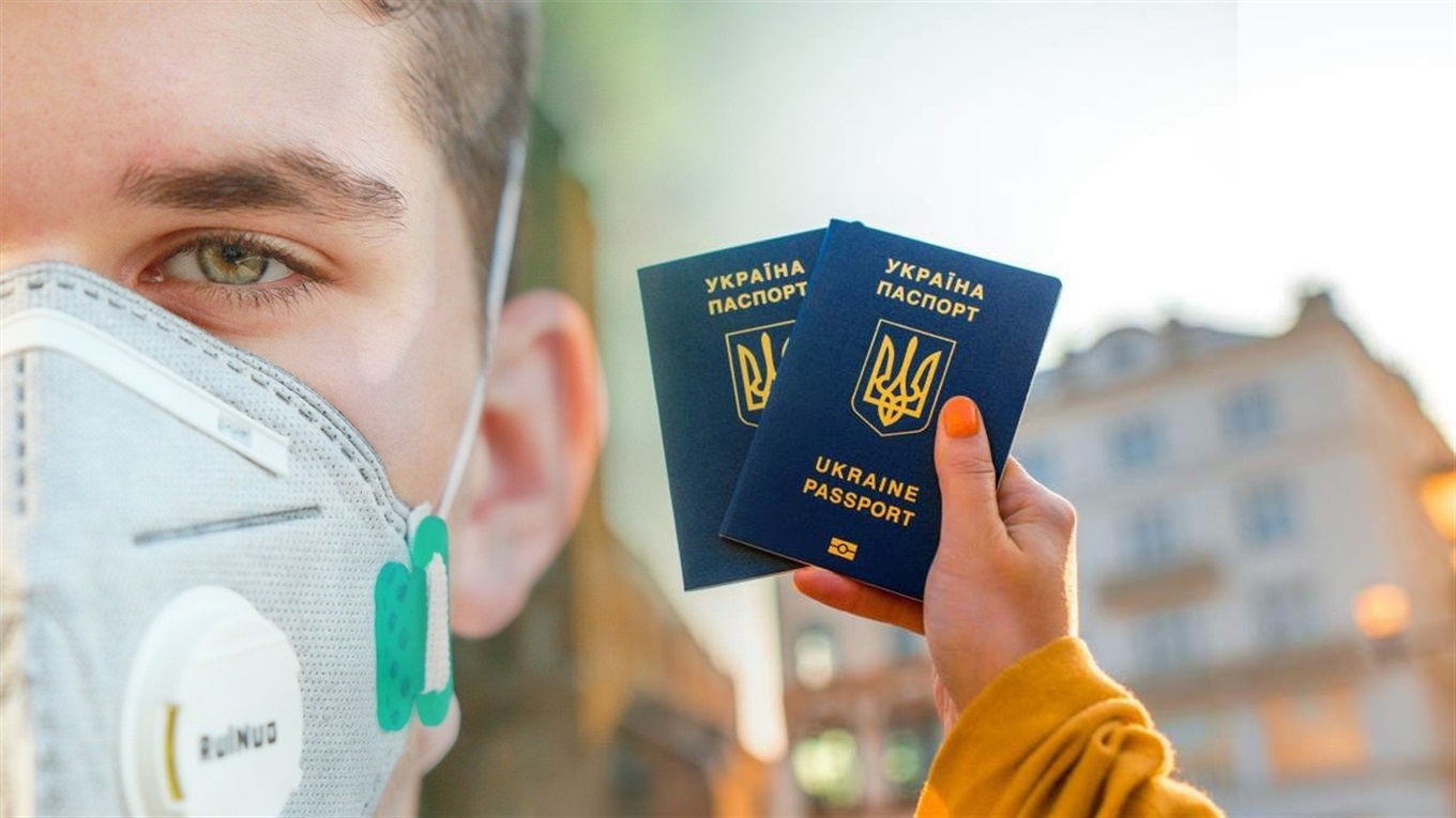 Володимирецький підрозділ міграційної служби призупиняє роботу через спалах COVID-19