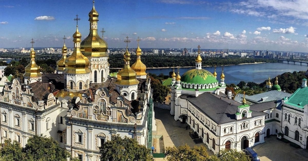 Очищення Лаври та 400 млн доларів від Японії на відновлення України: хроніка 30 березня