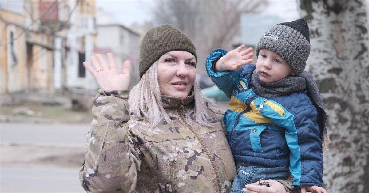 Для мене головне — рятувати дітей від війни. Історія поліцейської з Бахмута Олени Шлепкової
