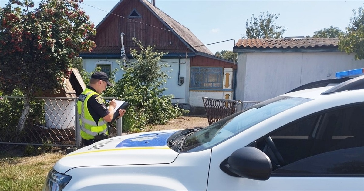 На Житомирщині чоловік зарізав дружину та тещу, яка приїхала на гостини до доньки