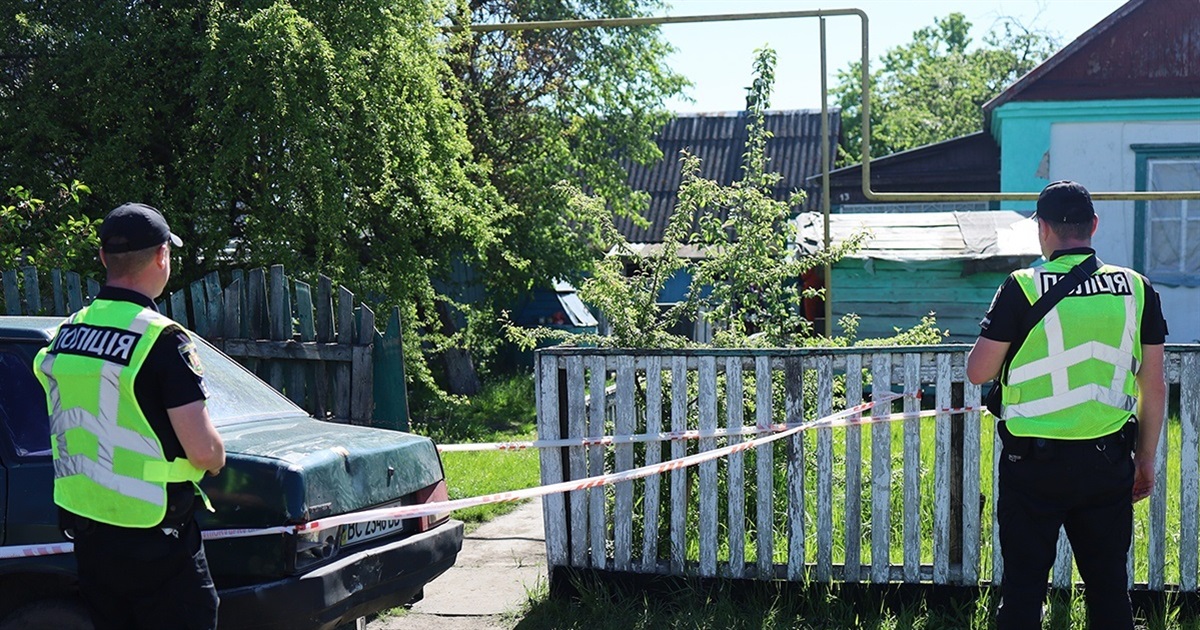 На Житомирщині знайшли застреленими 7-річну дівчинку, жінку та чоловіка