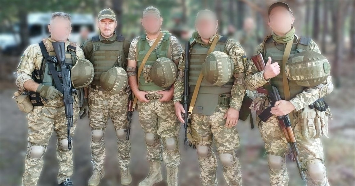 Захищає та зцілює словом Божим: благочинний району Петро Савонік служить у ЗСУ