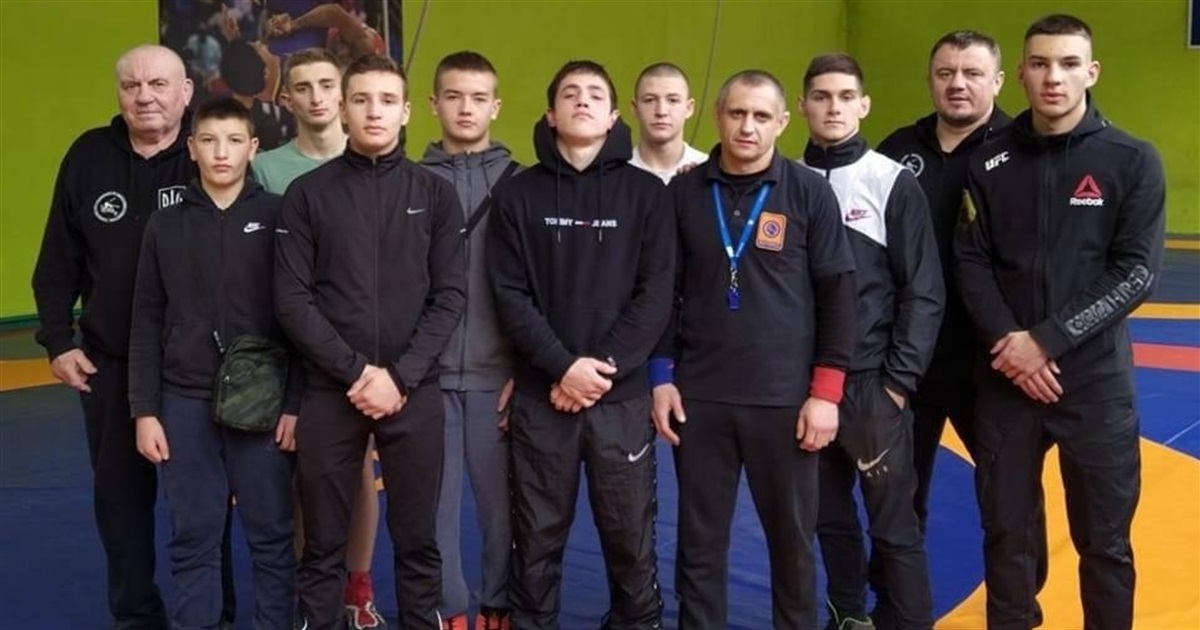 8 медалей вибороли жмеринські борці на чемпіонаті Вінницької області з боротьби серед дорослих