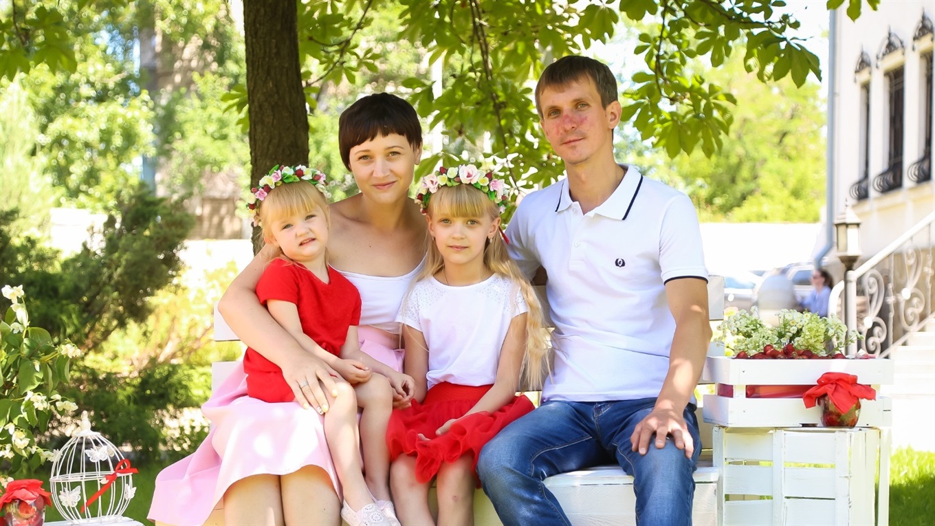 Як переселенці з Луганська відкрили найпопулярніше кафе у Сватовому