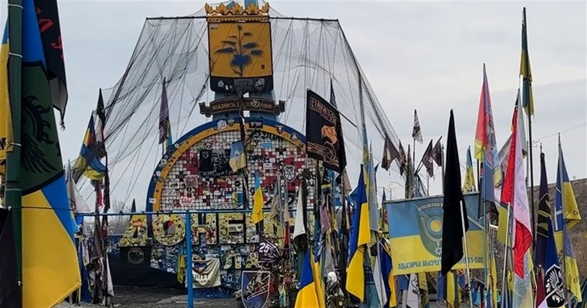 Росіяни, коли їм сумно, хочуть бити дронами по стелі Донецької області і полюють на людей. Що відомо