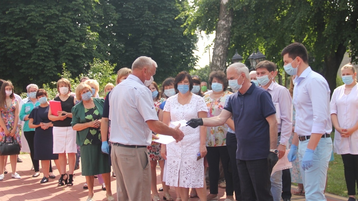 У Калинівці медиків привітали з професійним святом
