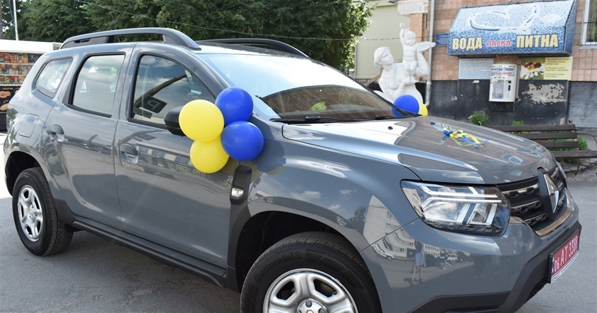 У Звягелі придбали кросовер "Renault Duster" для Центру первинної медико-санітарної допомоги