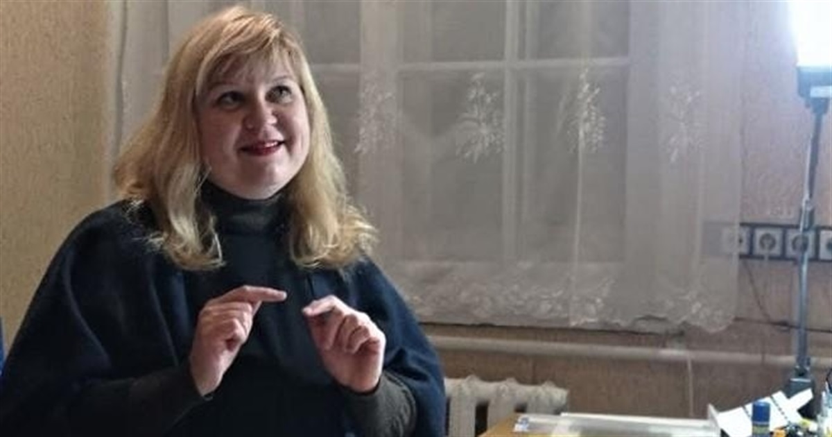 Ользі Кускевич з Бахмута безкоштовно встановили слуховий протез. До цього вона не чула 40 років