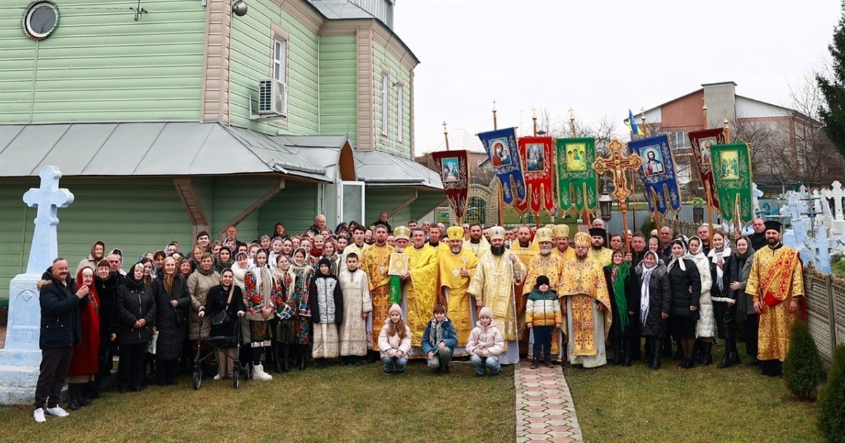 Архієрейське богослужіння з нагоди 20-ліття переходу парафії Витилівки