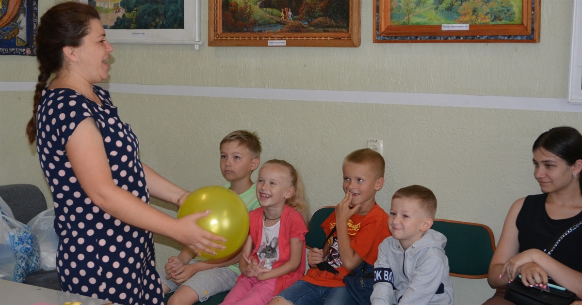 "Що для мене значить сім'я?": у Переяславі для жінок з дітьми провели психологічний тренінг