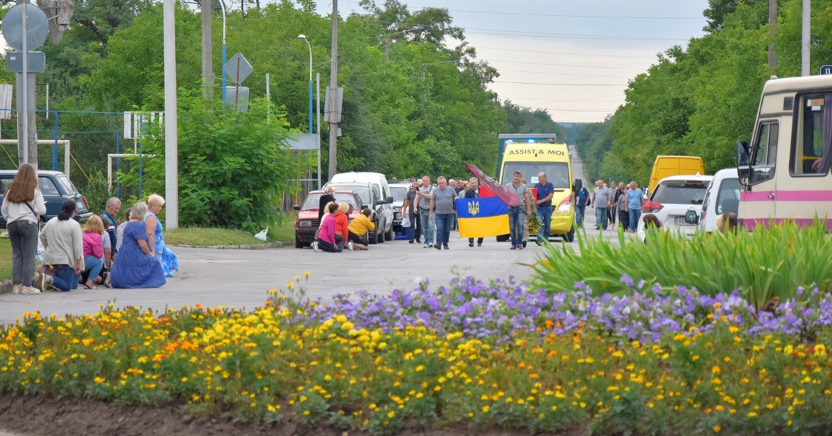Жмеринка на колінах зустріла Героя Олега Горбачука, який загинув за Україну у війні з росією