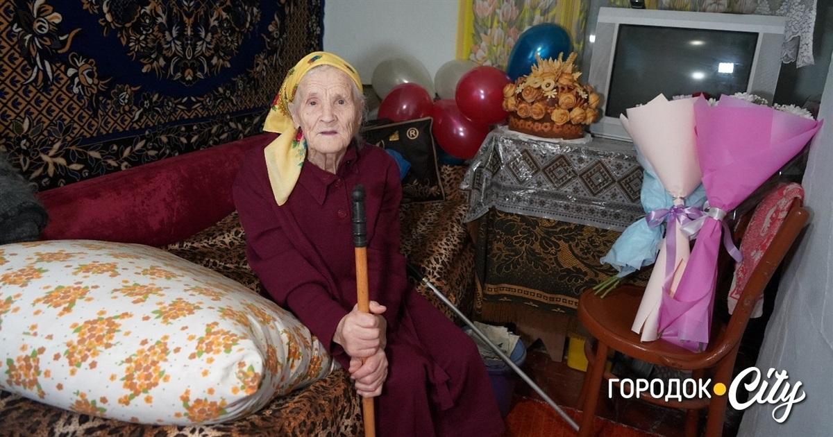 «Секрет довголіття — робота»: історія сторічної «баби Люськи» з Турчинців