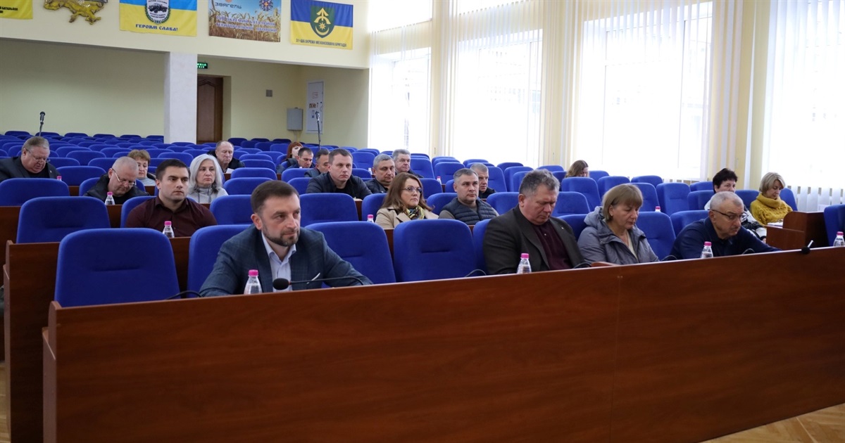 Сесія Звягельської міськради: субвенція на харчування учнів 1–4 класів та доплати педагогам