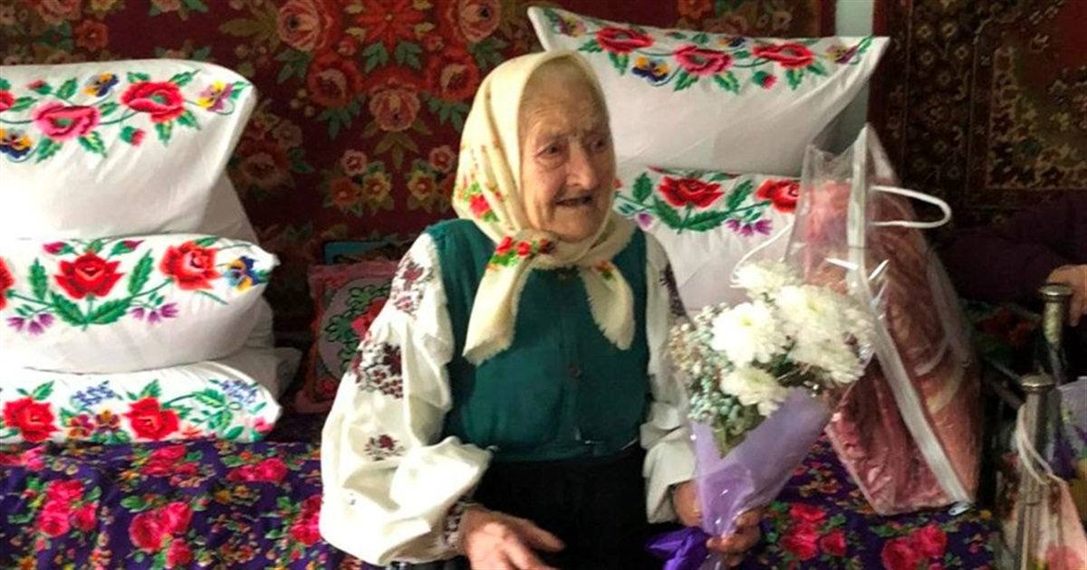 Босоніж – до ста років. Жителька Сахнівки Євдокія Малойко відсвяткувала ювілей
