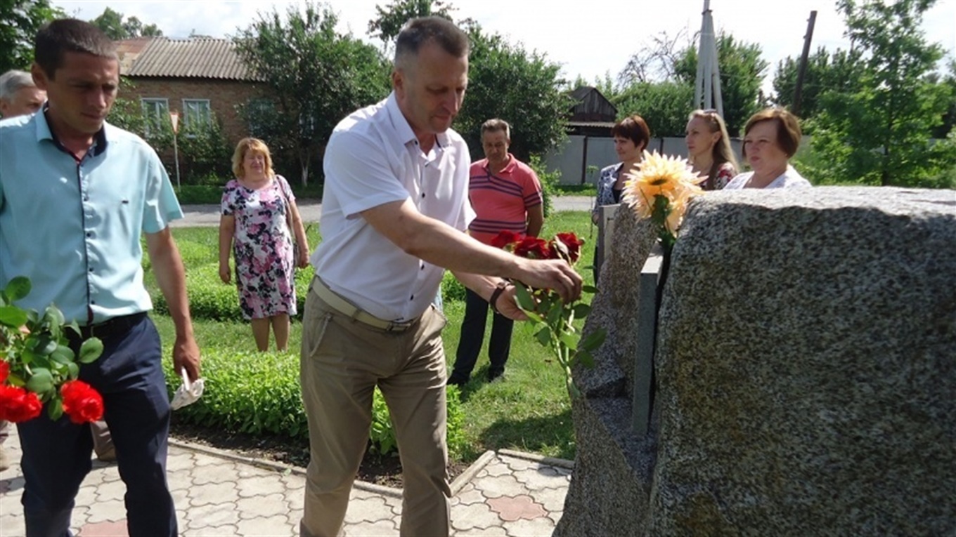 Пам'яті поета журби і радості Олександра Олеся