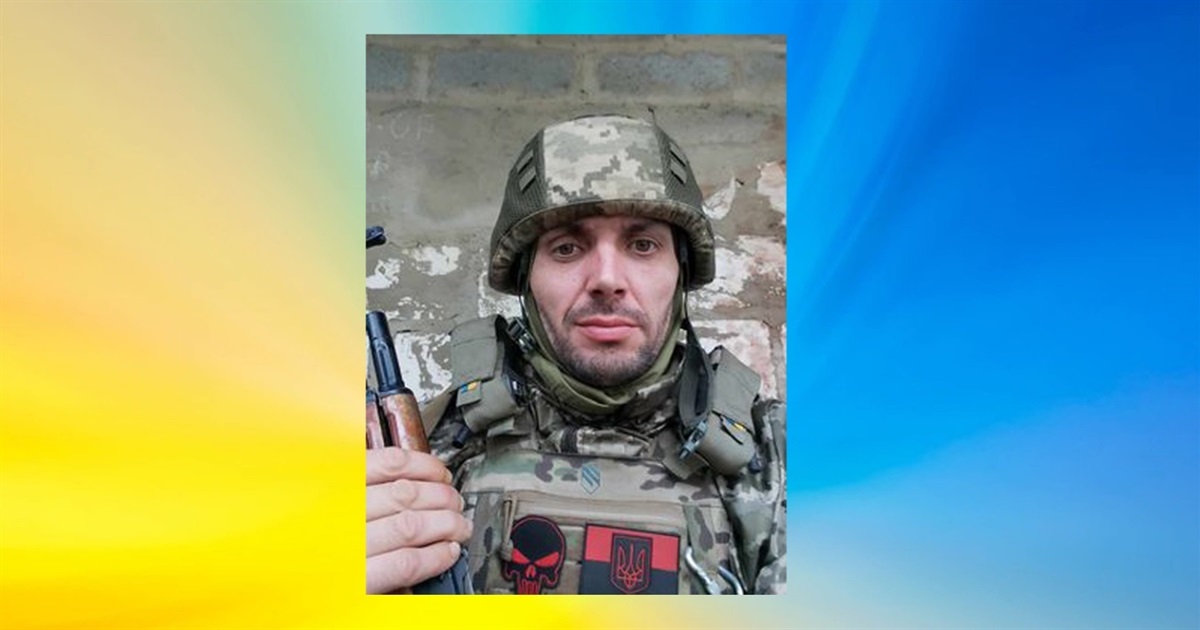 Почесним нагрудним знаком “Золотий хрест” нагороджено Віталія Яримчука зі Ставчан