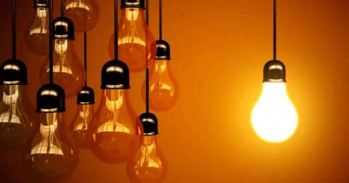 Графік погодинних відключень світла у Звягелі 23 березня з 17:00 до 22:00