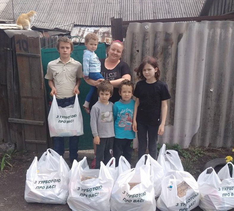 Багатодітні родини міста отримали допомогу від облдержадміністрації