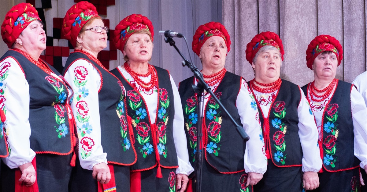 Майже 40 українських пісень виконали творчі колективи Переяславщини на фестивалі народної творчості