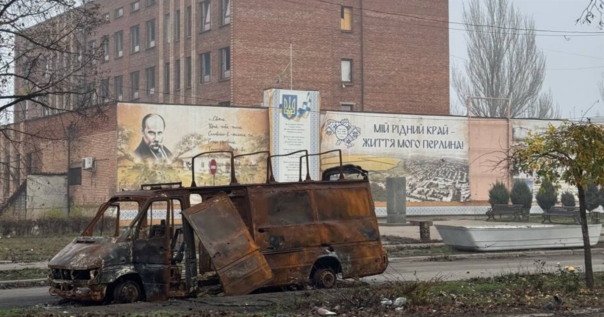 Росія перетворює місто на пил — так виглядає “російське звільнення” у Добропіллі. Фото