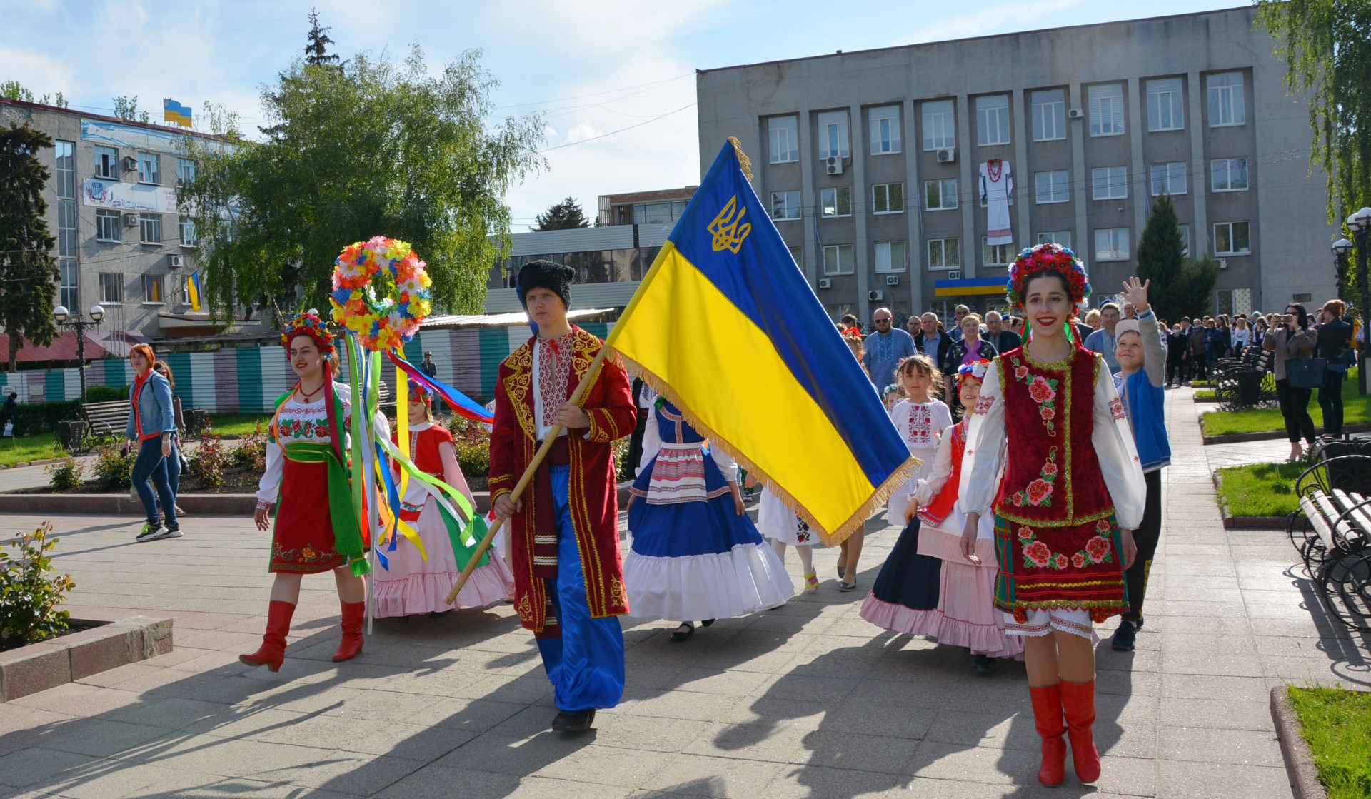 Покровськ долучився до святкування 15-го ювілейного Дня вишиванки